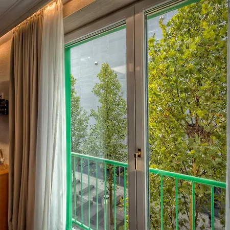 Отель Unperfekthotel Coworkinghotel