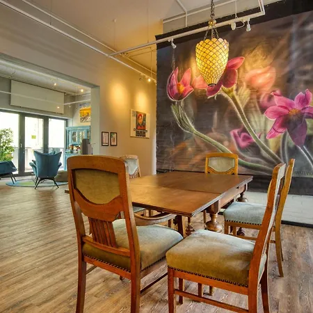 Unperfekthotel Coworkinghotel Szálloda 2*