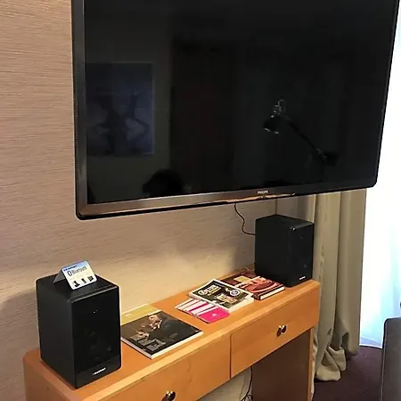 Unperfekthotel Coworkinghotel Otel 2*