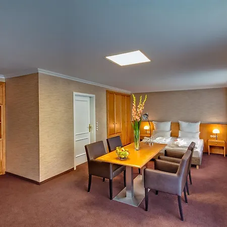 Отель Unperfekthotel Coworkinghotel