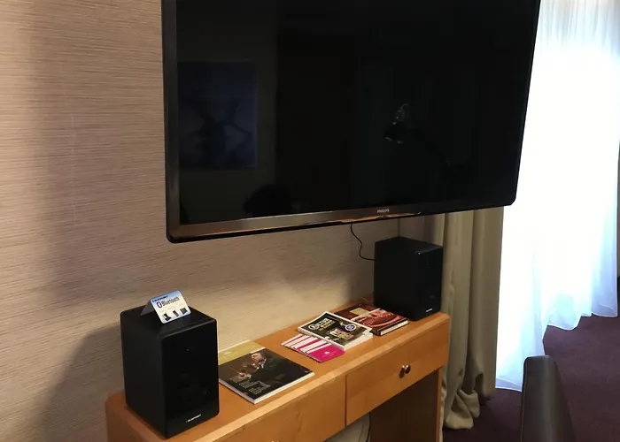 فندق Unperfekthotel Coworkinghotel 2*